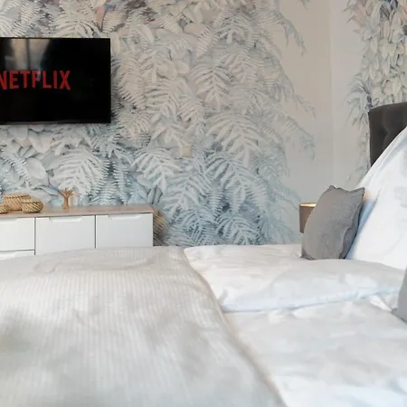 Erholung In Der In Moselnahe, King Size Bett, Netflix, Waschmaschine, Trockner Bengel