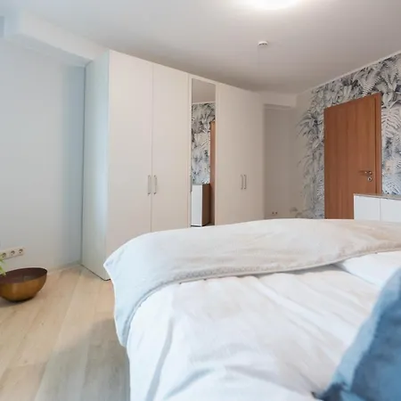 Erholung In Der In Moselnahe, King Size Bett, Netflix, Waschmaschine, Trockner Apartment