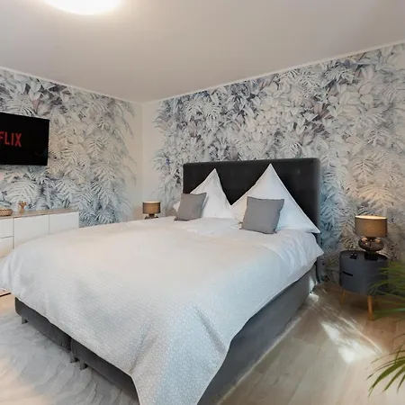 Erholung In Der In Moselnahe, King Size Bett, Netflix, Waschmaschine, Trockner
