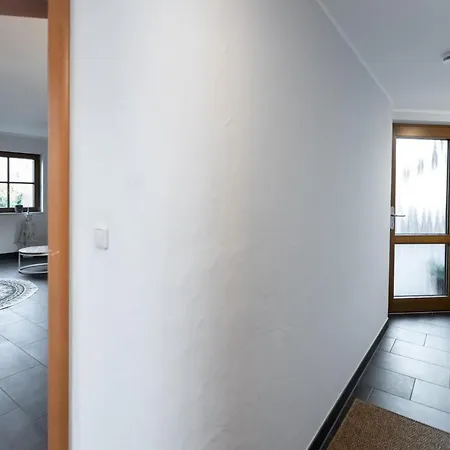 Apartment Erholung In Der In Moselnahe, King Size Bett, Netflix, Waschmaschine, Trockner *